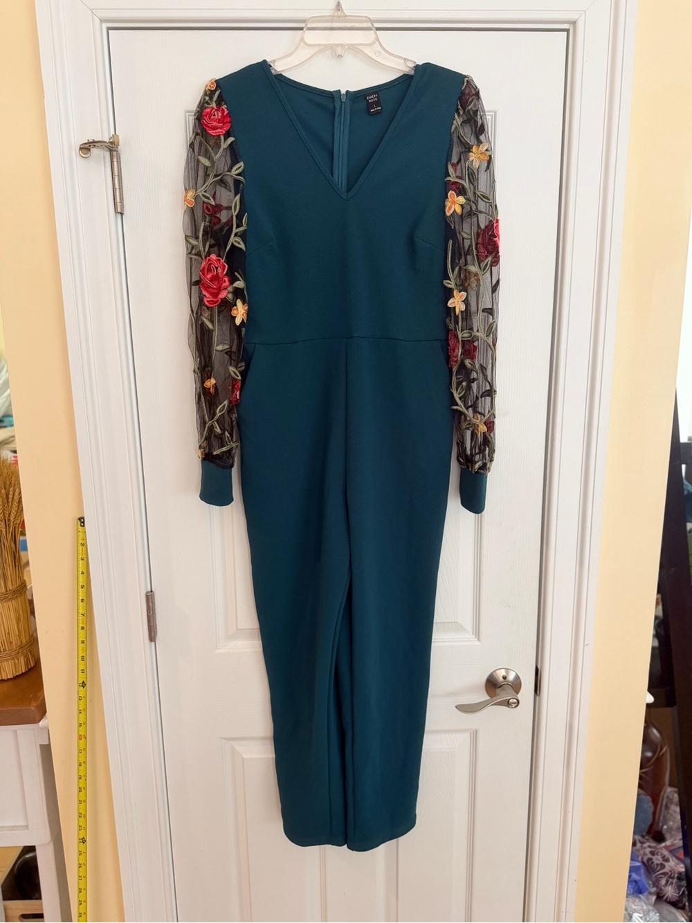 Ladies Size Large "Emery Rose" Embroidered-Sleeve Teal V-Neck Jumpsuit GUC